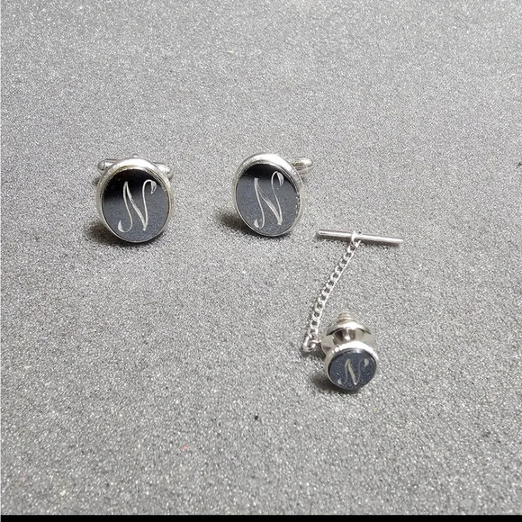 Vintage Anson Cufflinks And Tie Tac Set Silver Tone Engraved Letter N - Picture 1 of 5